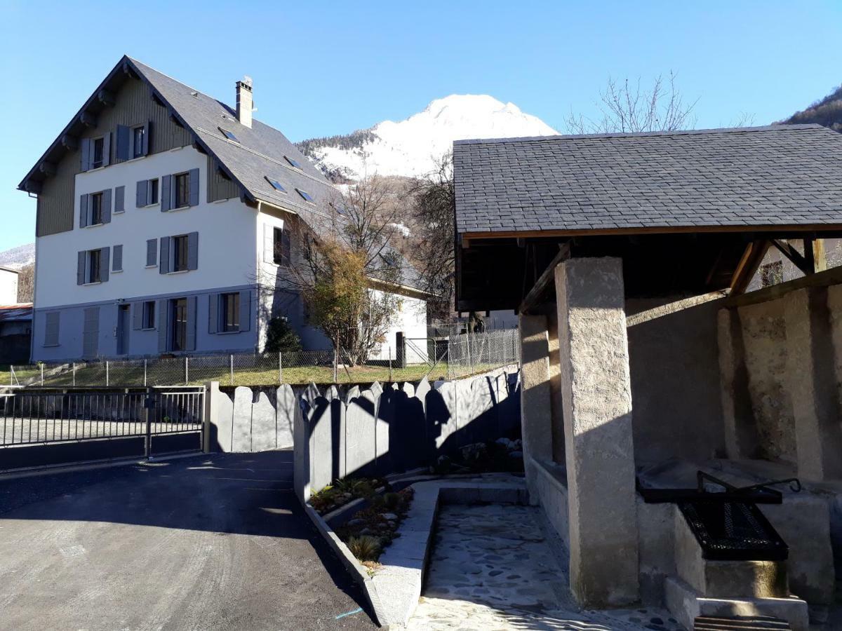 Chalet Du Doumet - Appart Luz Centre - Parking Et Garage Individuel Ferme - Draps Et Serviettes Inclus Luz-Saint-Sauveur Exterior foto